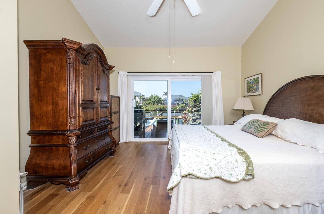 Sandy Pointe - Residential