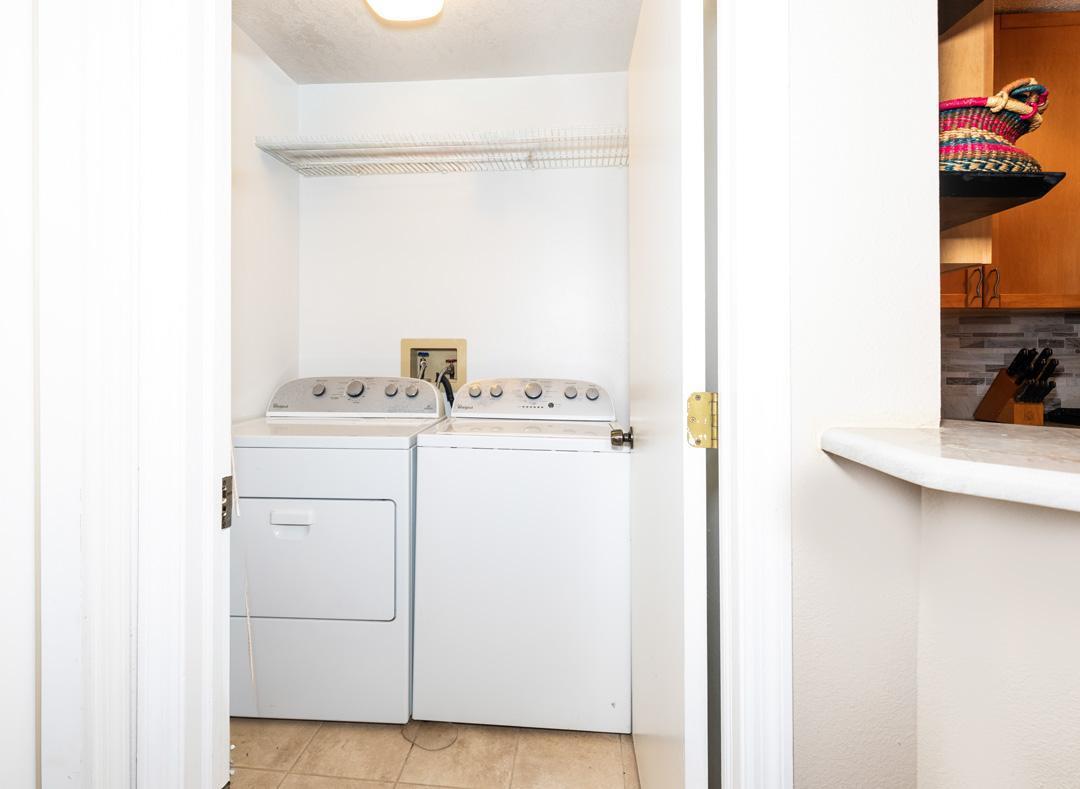 Sandy Pointe - Residential