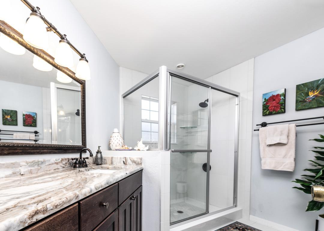 Sandy Pointe - Residential