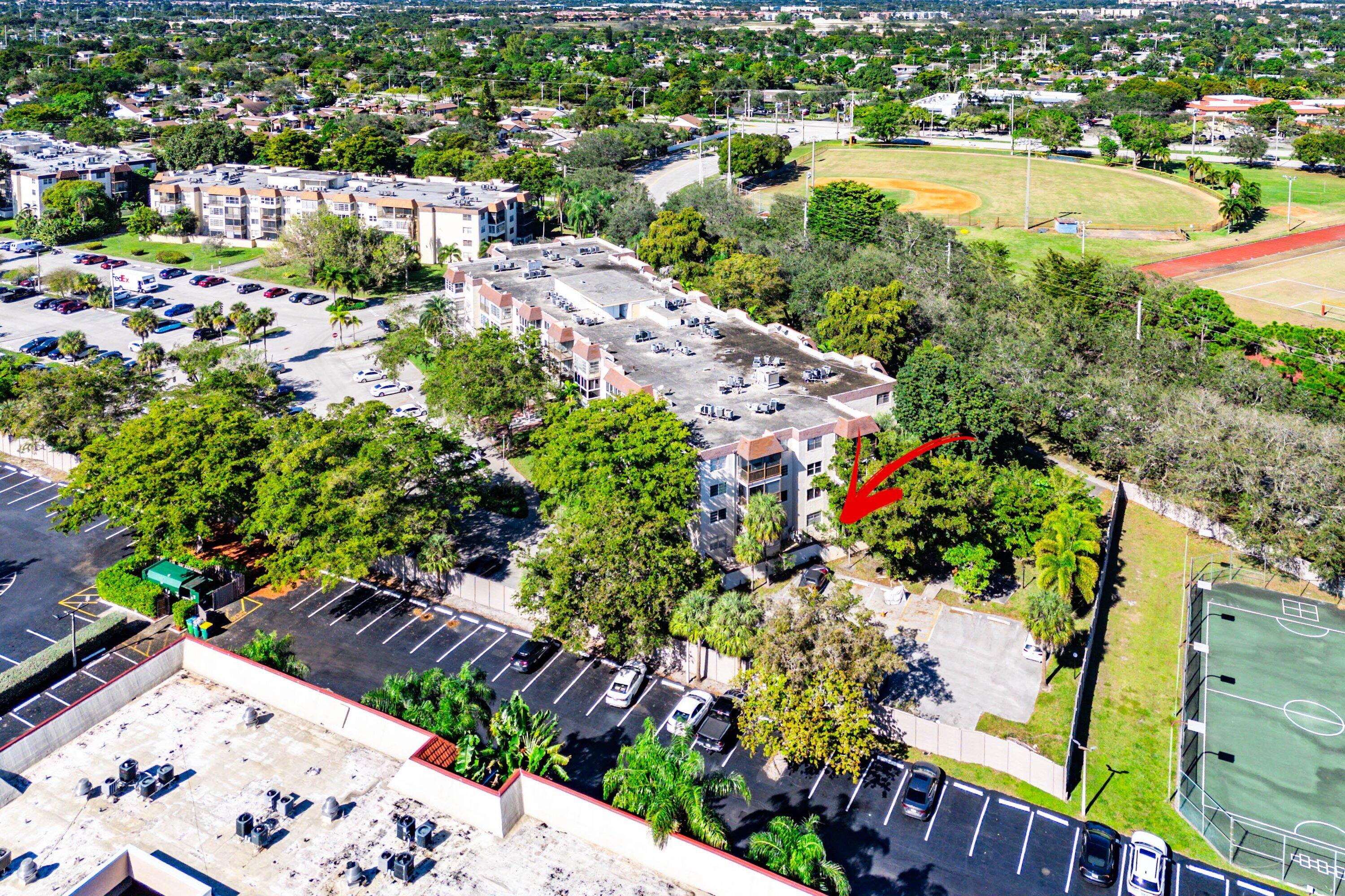 OMEGA CONDO NO 1 - Residential