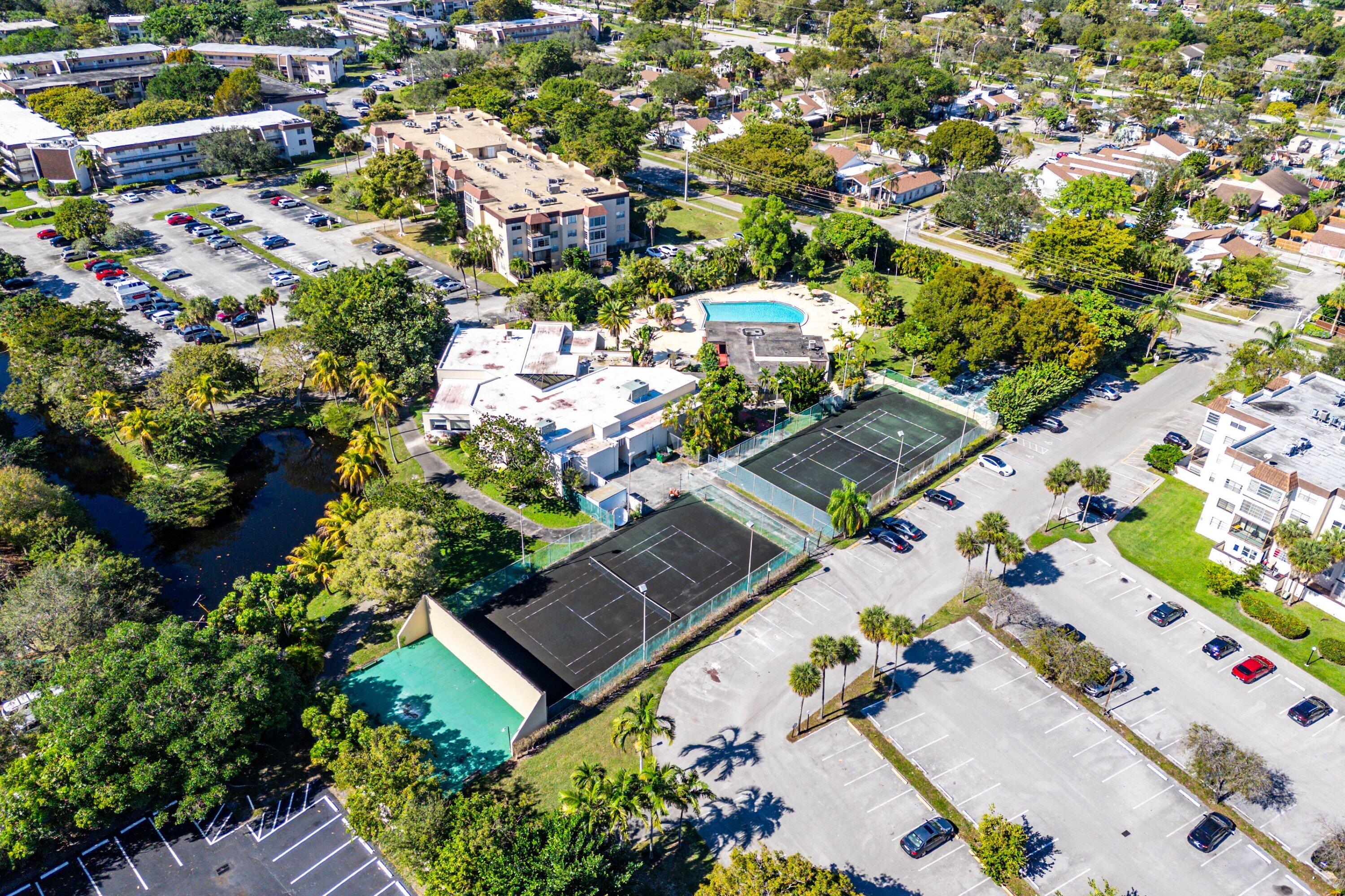 OMEGA CONDO NO 1 - Residential