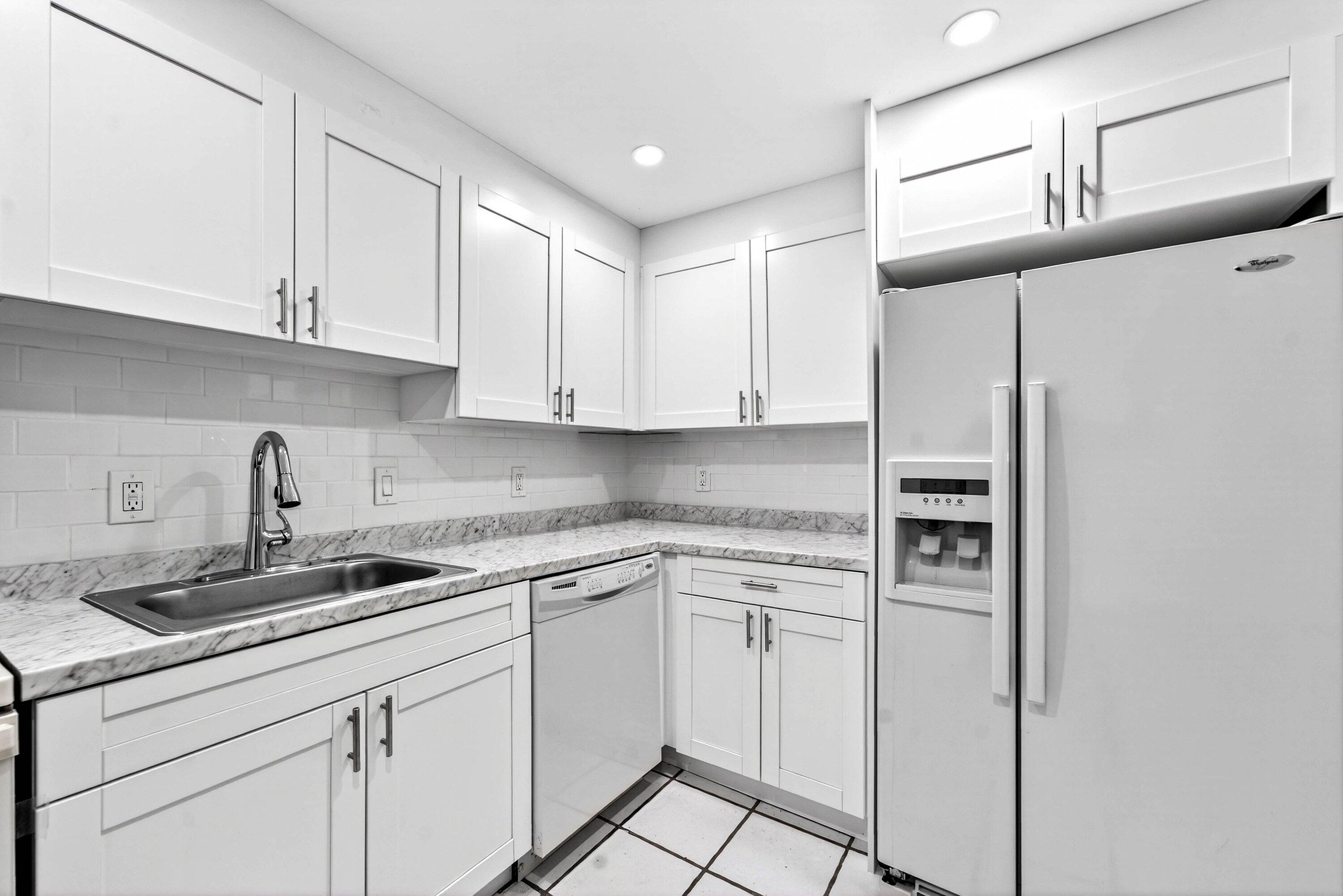 OMEGA CONDO NO 1 - Residential