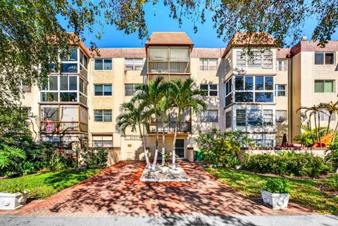 Tiny photo for 1681 NW 70th Avenue #102, Plantation, FL 33313 (MLS # R11157223)