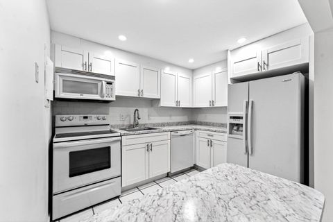 Tiny photo for 1681 NW 70th Avenue #102, Plantation, FL 33313 (MLS # R11157223)