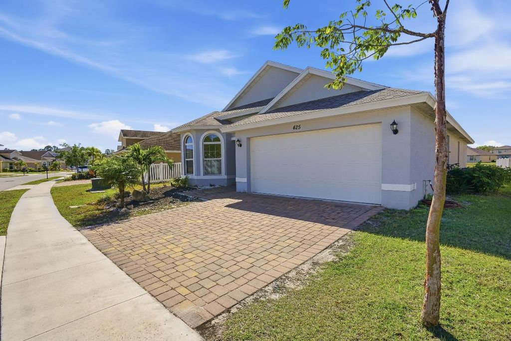 Photo of 425 Seafoam Circle, Fort Pierce, FL 34945 (MLS # R11158525)