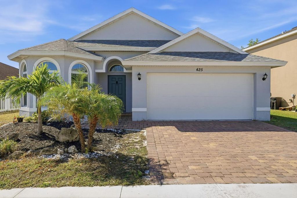 Photo of 425 Seafoam Circle, Fort Pierce, FL 34945 (MLS # R11158525)