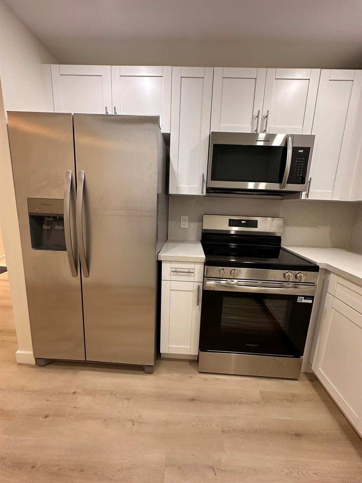 KINGSLEY AT CENTURY VILLA - Residential Lease