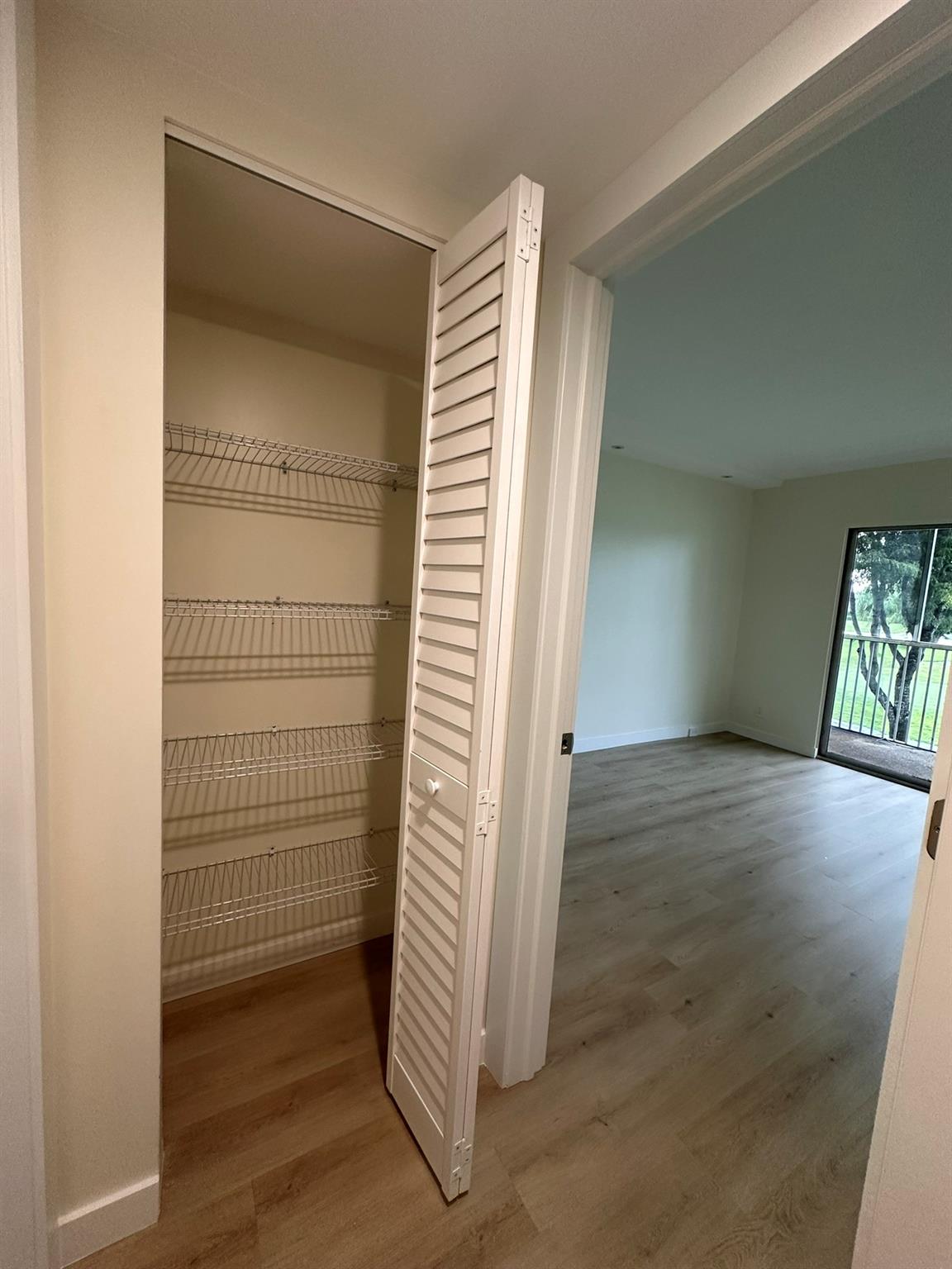 KINGSLEY AT CENTURY VILLA - Residential Lease