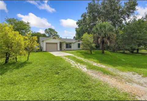 Single Family Residence in Vero Beach FL 8846 104th Ct Ct.jpg