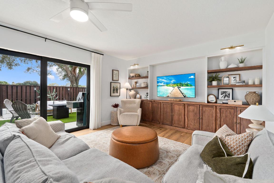 3011 SW Sunset Trace Circle 3011, Palm City, FL, 34990/$339,000 4 3011 SW Sunset Trace Circle 3011