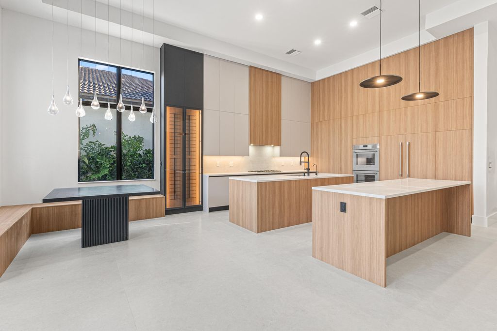 Photo of 17760 Villa Club Way, Boca Raton, FL 33496 (MLS # R11162506)