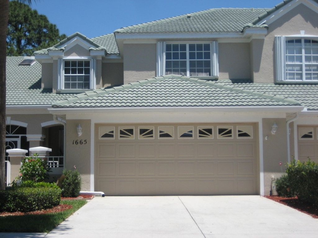 Photo of 1665 SW Harbour Isles Circle #17, Port Saint Lucie, FL 34986 (MLS # R11162796)