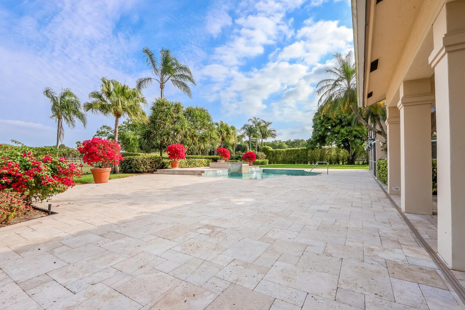 FRENCHMANS CREEK - Residential