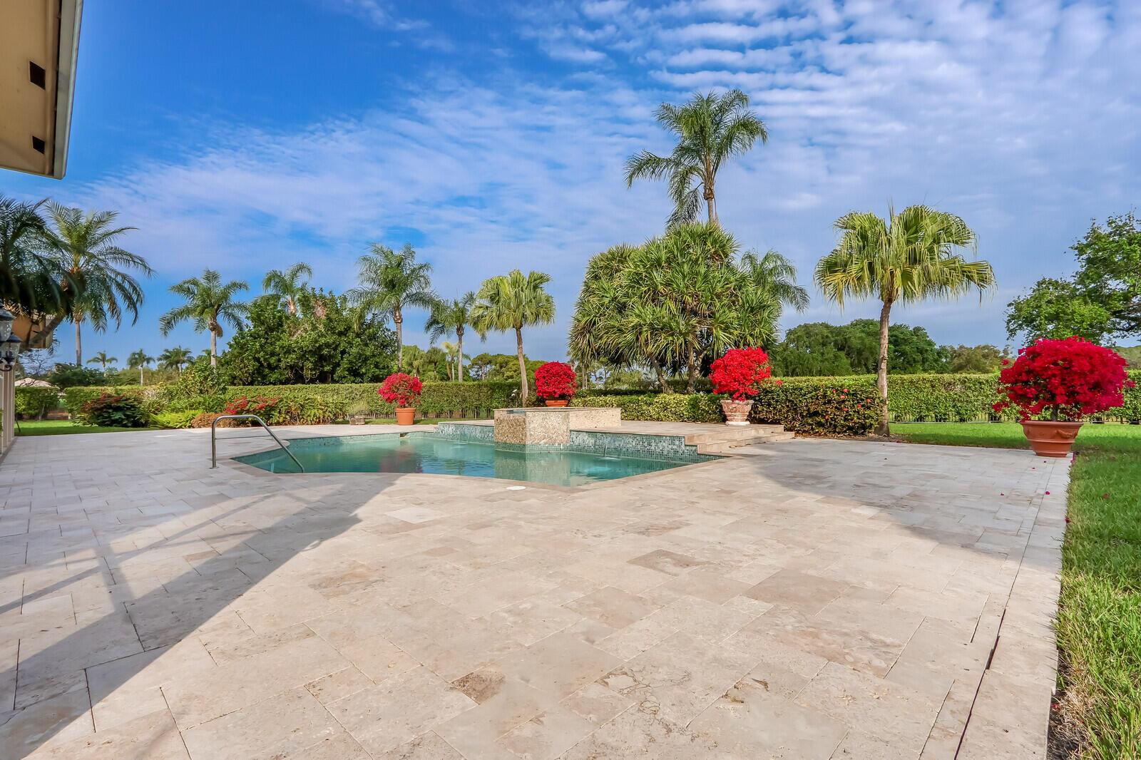 FRENCHMANS CREEK - Residential