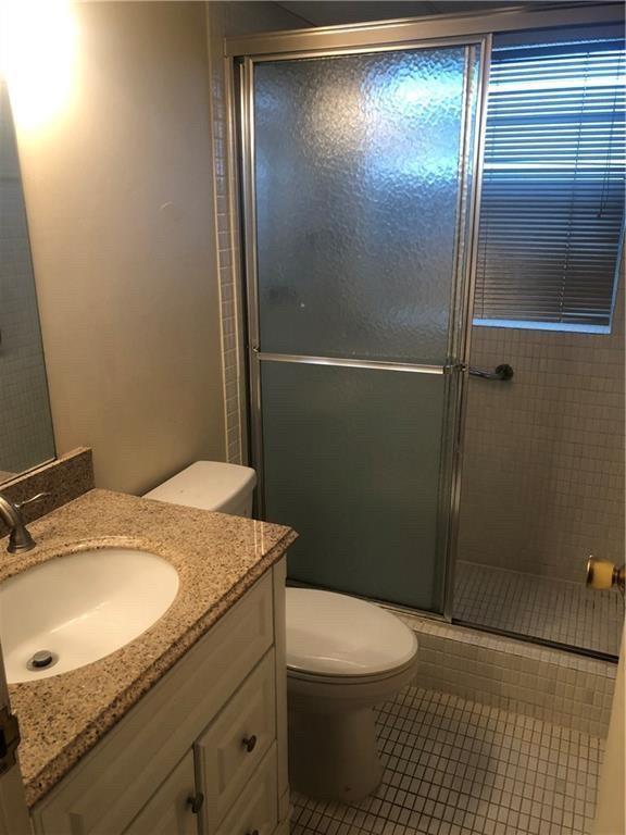 Oriole Golf & Tennis Club - Residential Lease