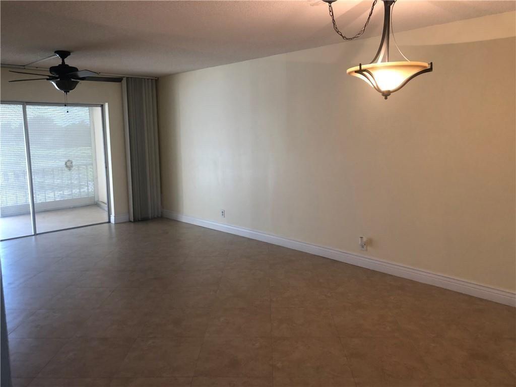 Oriole Golf & Tennis Club - Residential Lease