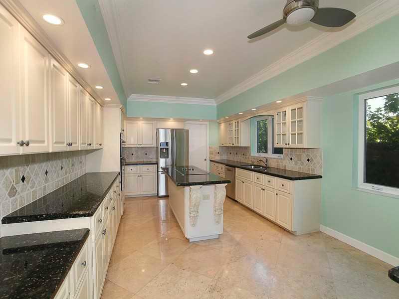 LAUDERDALE BEACH - Residential