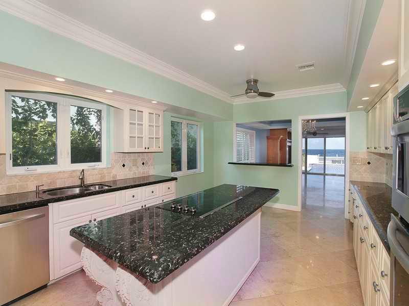 LAUDERDALE BEACH - Residential