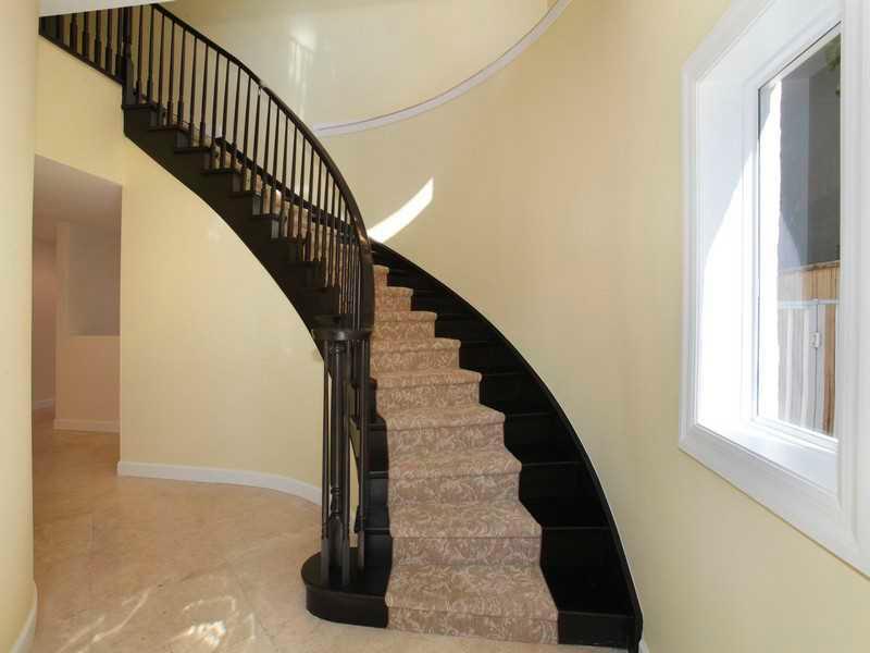 LAUDERDALE BEACH - Residential