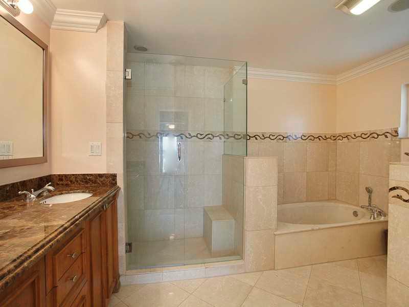 LAUDERDALE BEACH - Residential