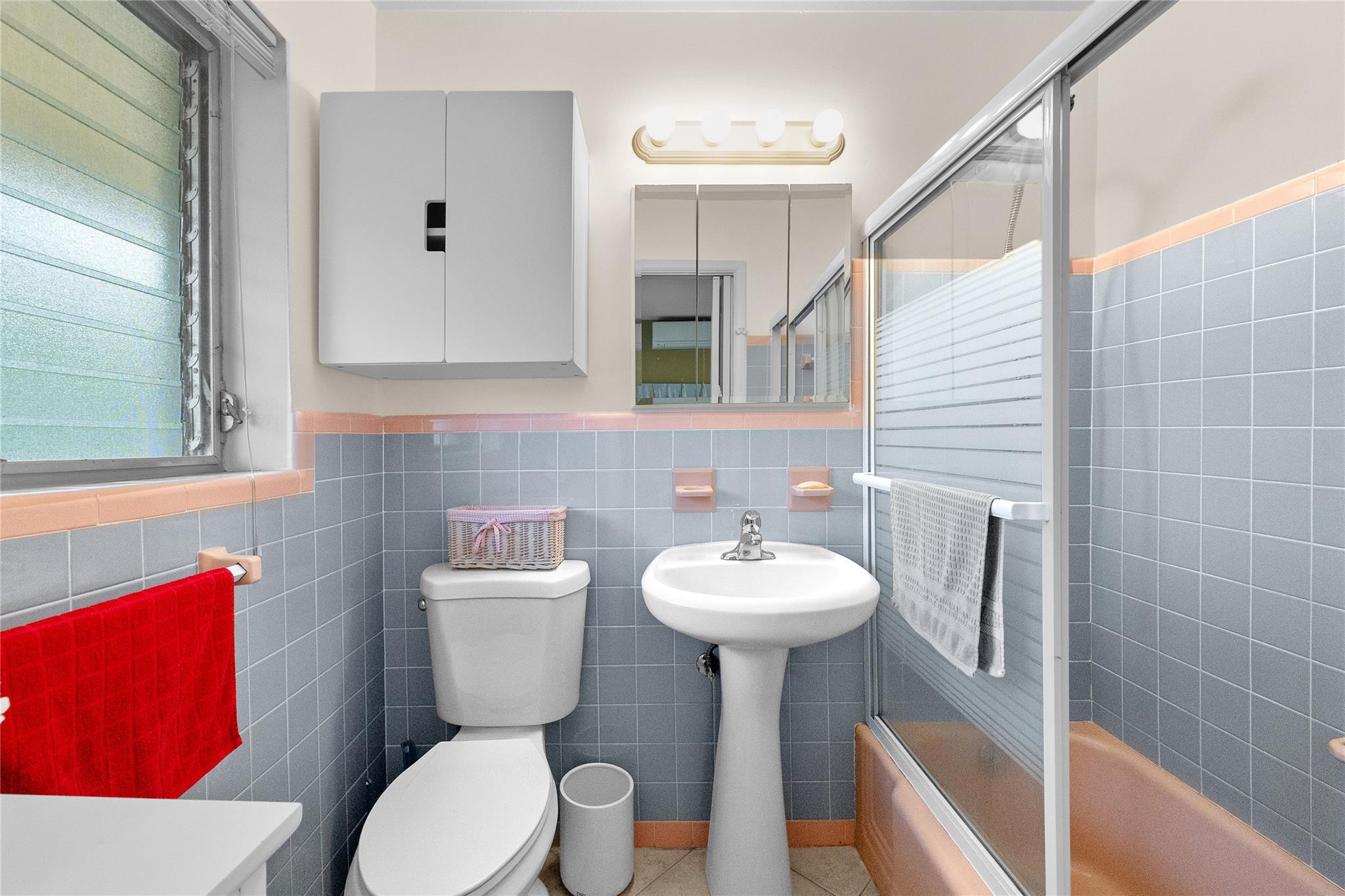 Sunshine Villa - Residential