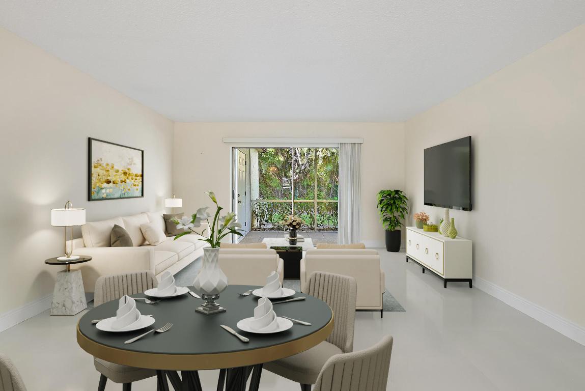 VILLAS ON THE GREEN CONDO - Residential