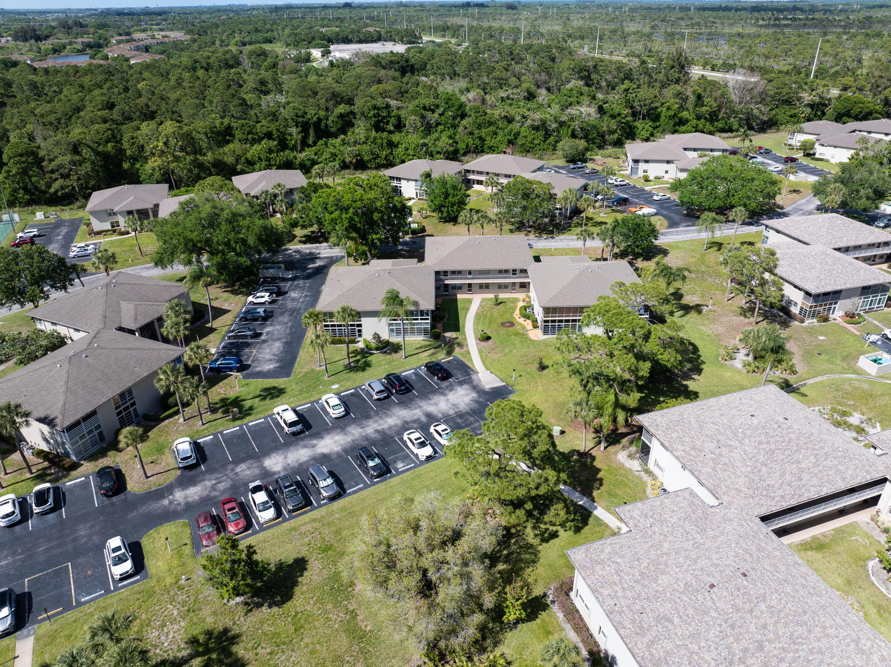 VISTA ST LUCIE BUILDINGS 9 THRU 20 - Residential