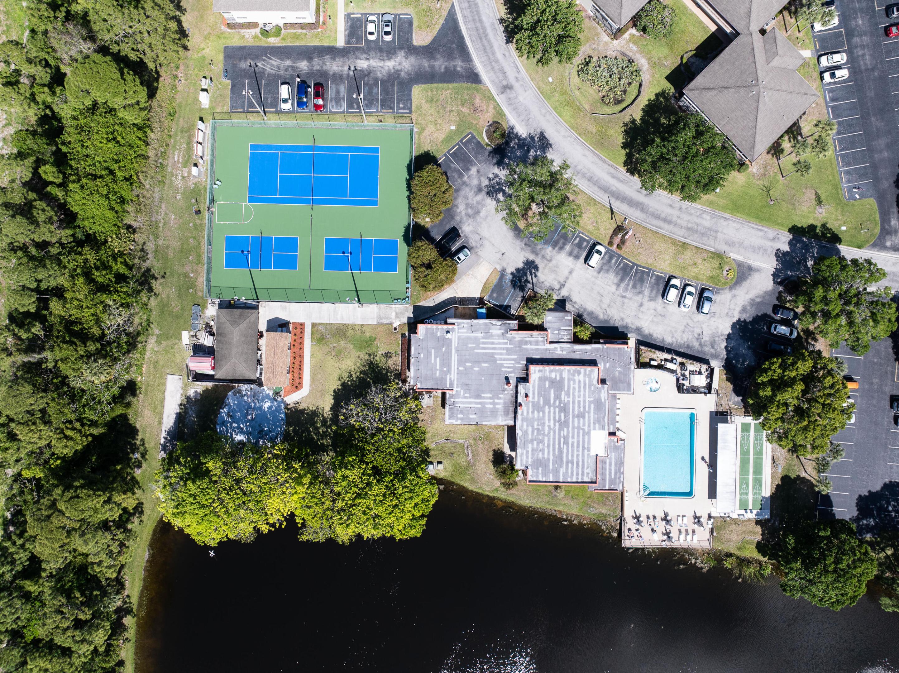 VISTA ST LUCIE BUILDINGS 9 THRU 20 - Residential