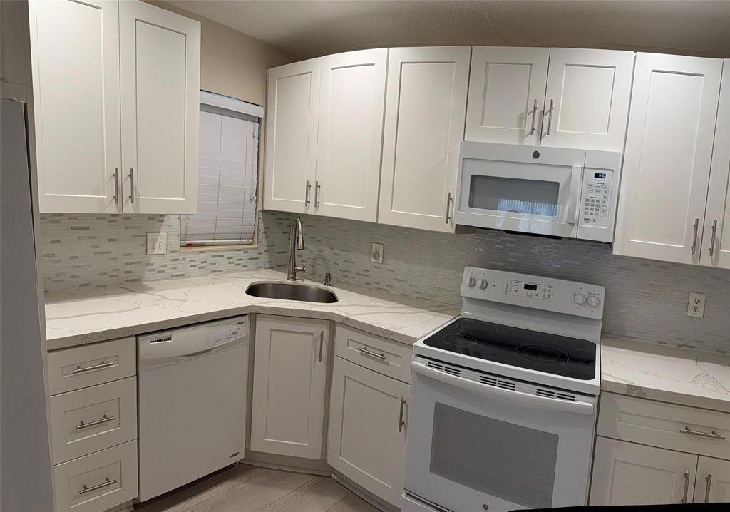 Photo of 4467 Carambola Circle #4467, Pompano Beach, FL 33066 (MLS # F10550168)