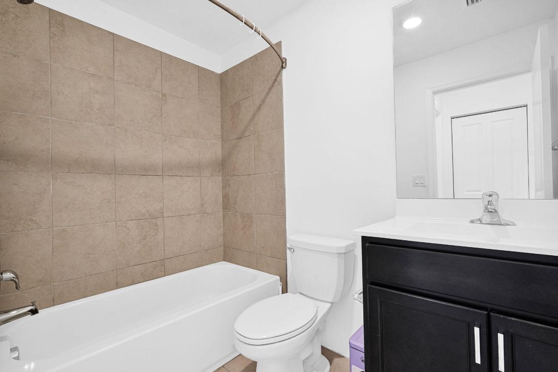 MEDITERRANEA PH 1 - Residential