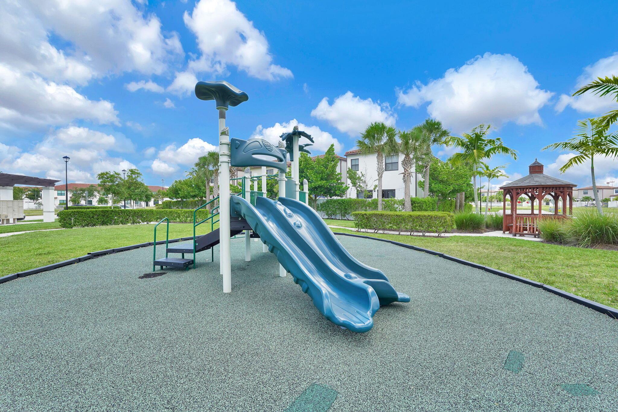 MEDITERRANEA PH 1 - Residential