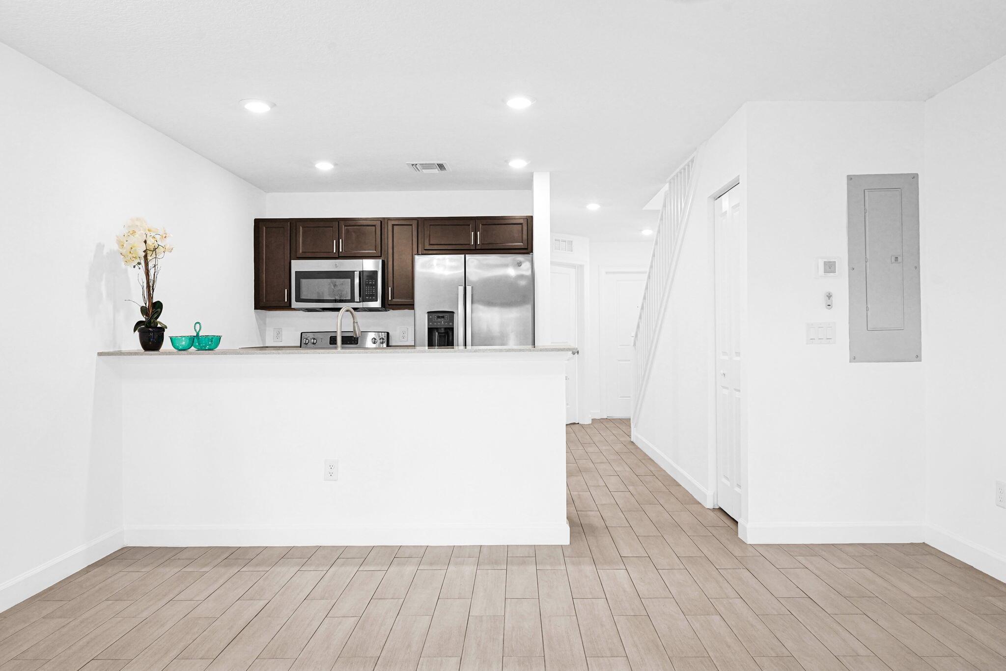 MEDITERRANEA PH 1 - Residential