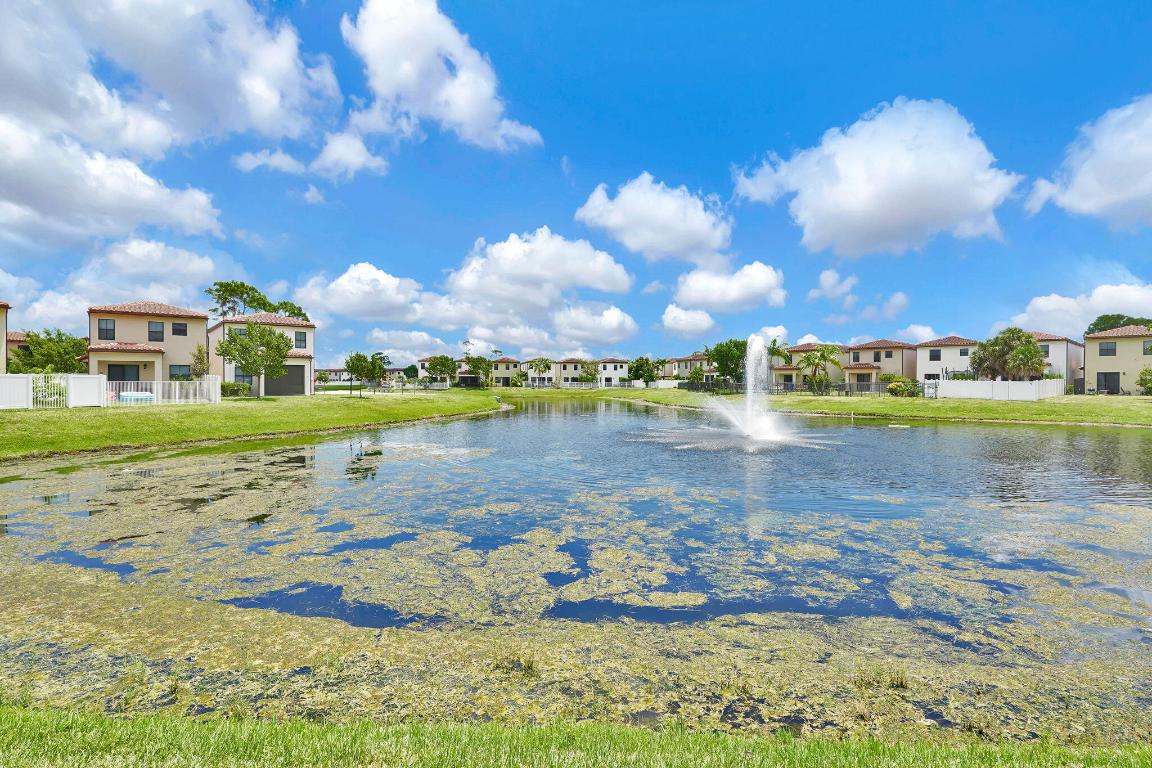 MEDITERRANEA PH 1 - Residential