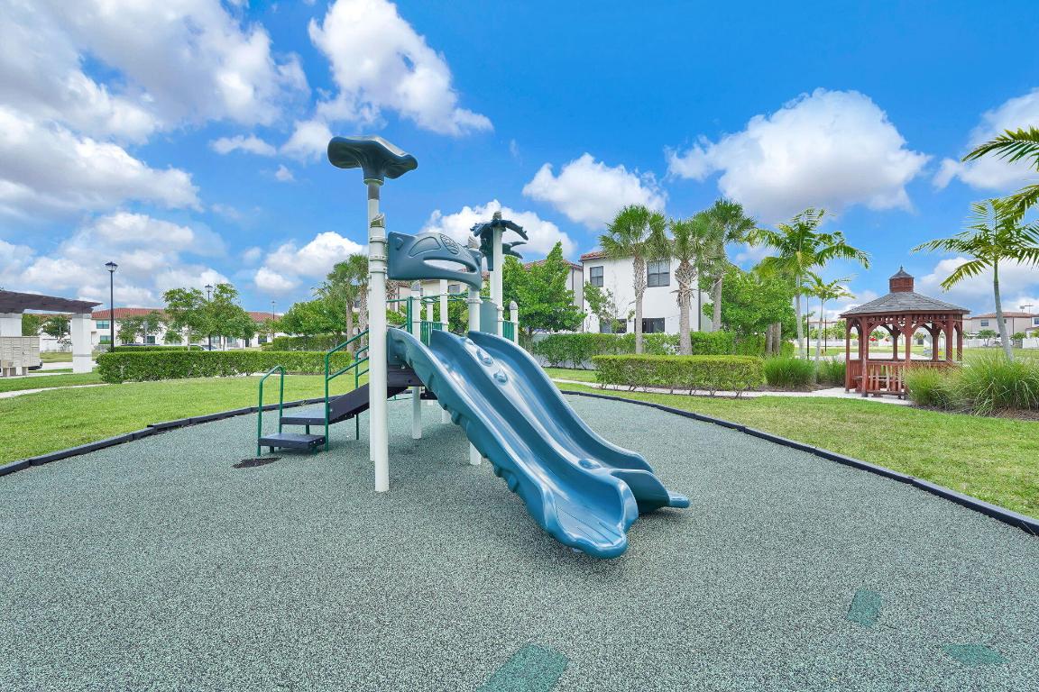 MEDITERRANEA PH 1 - Residential