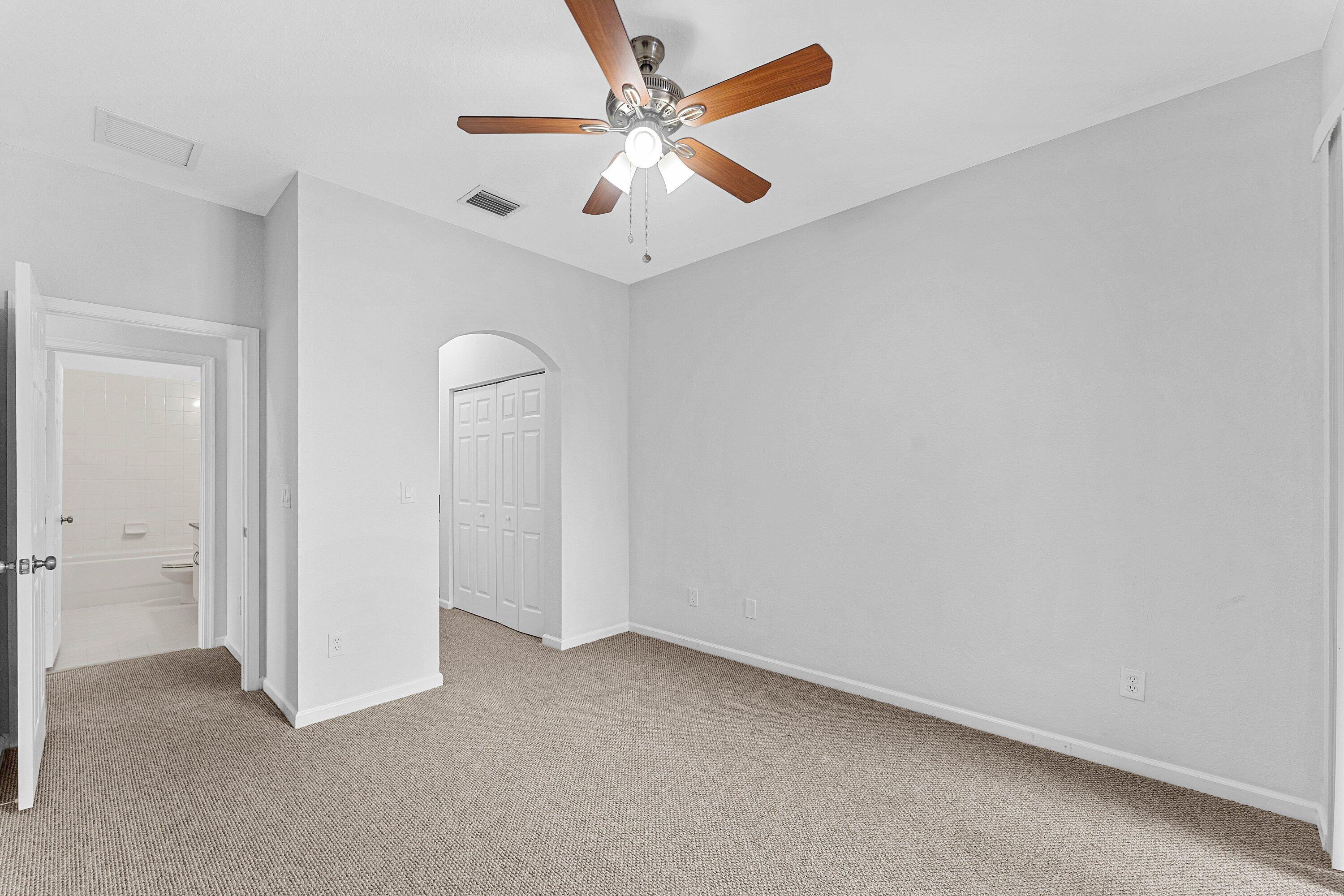 LINKS AT EMERALD DUNES CONDO - Residential