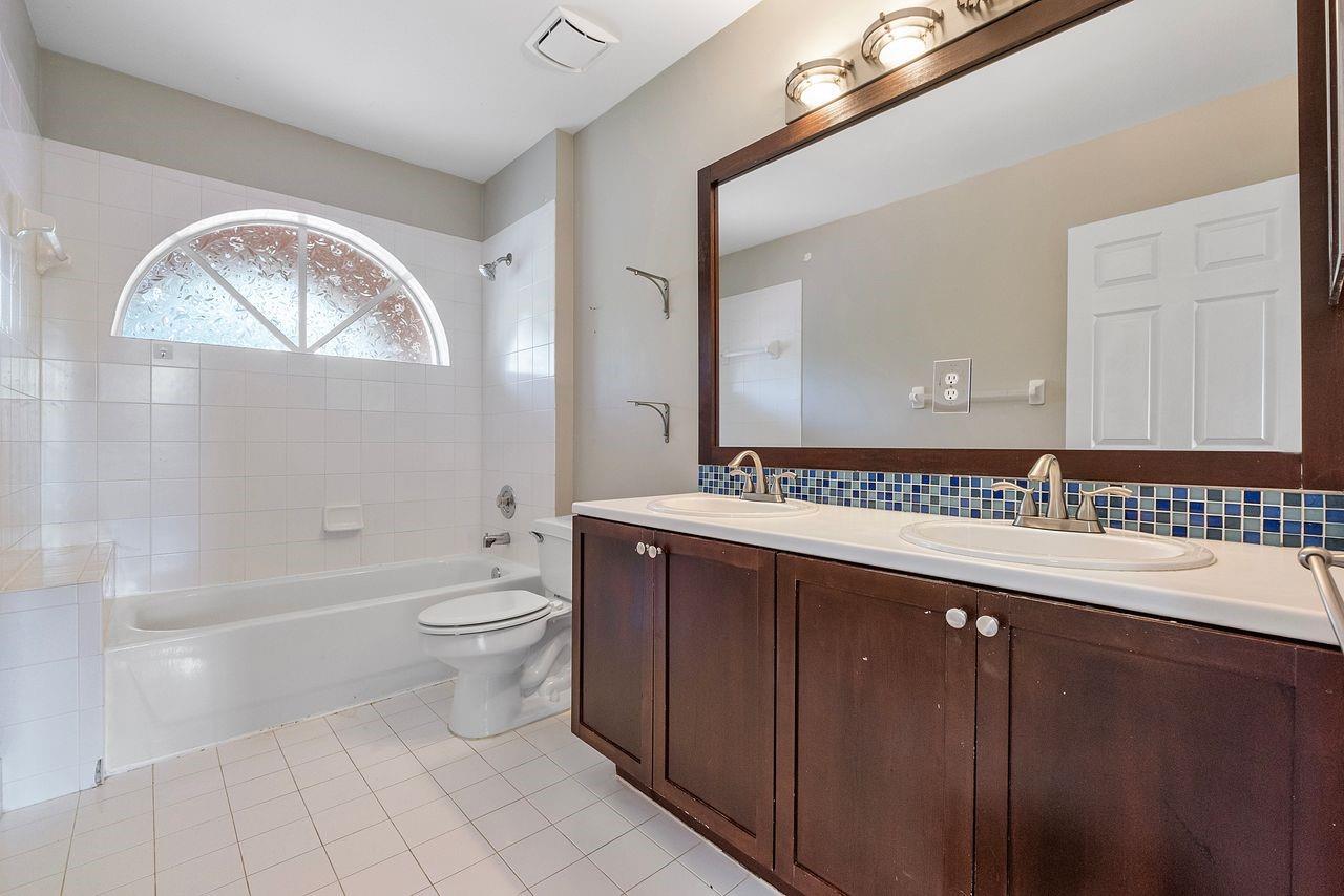 Wyndham Lakes North 158-2 - Residential