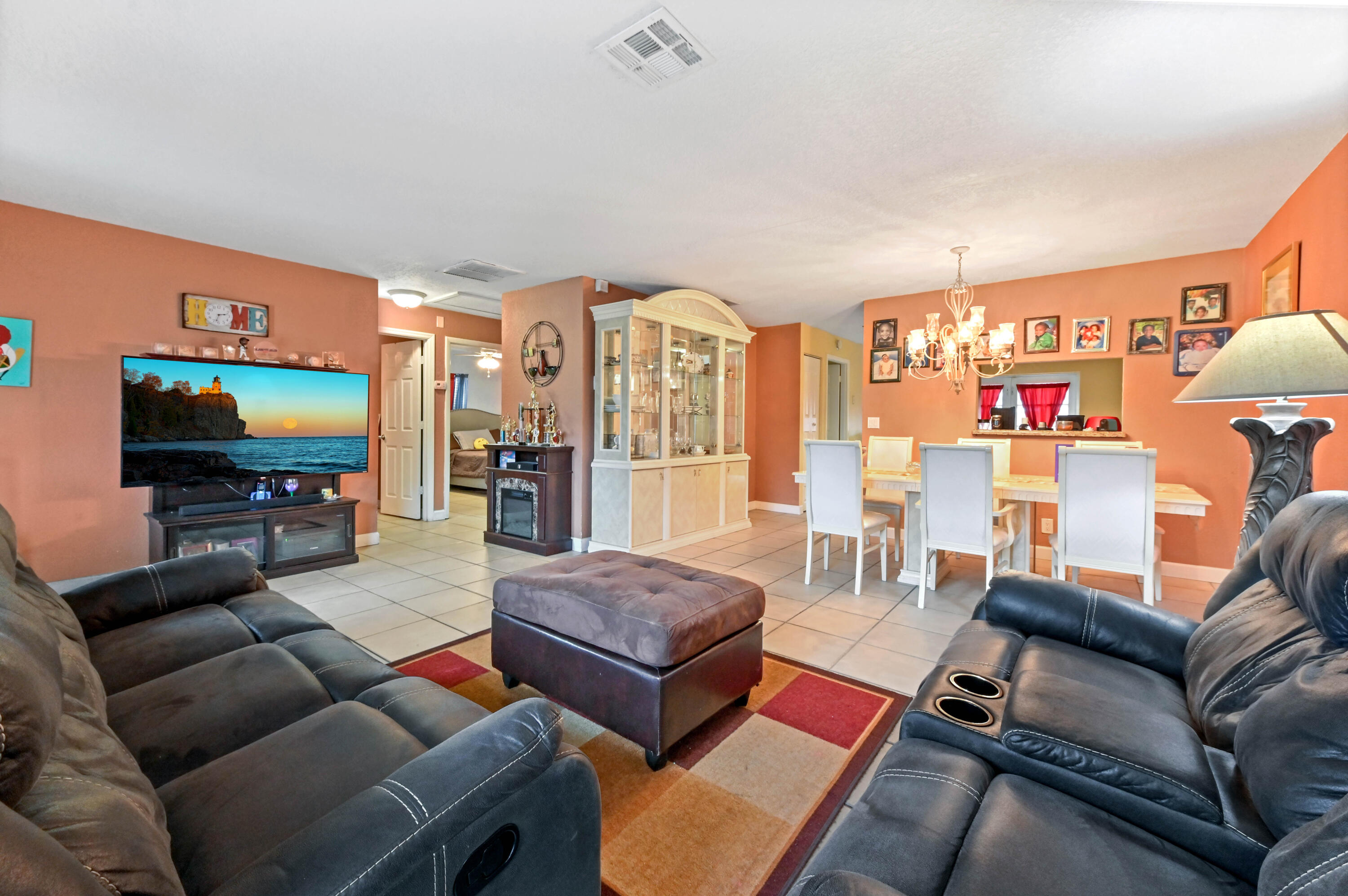 BRENTWOOD LAKES - Residential