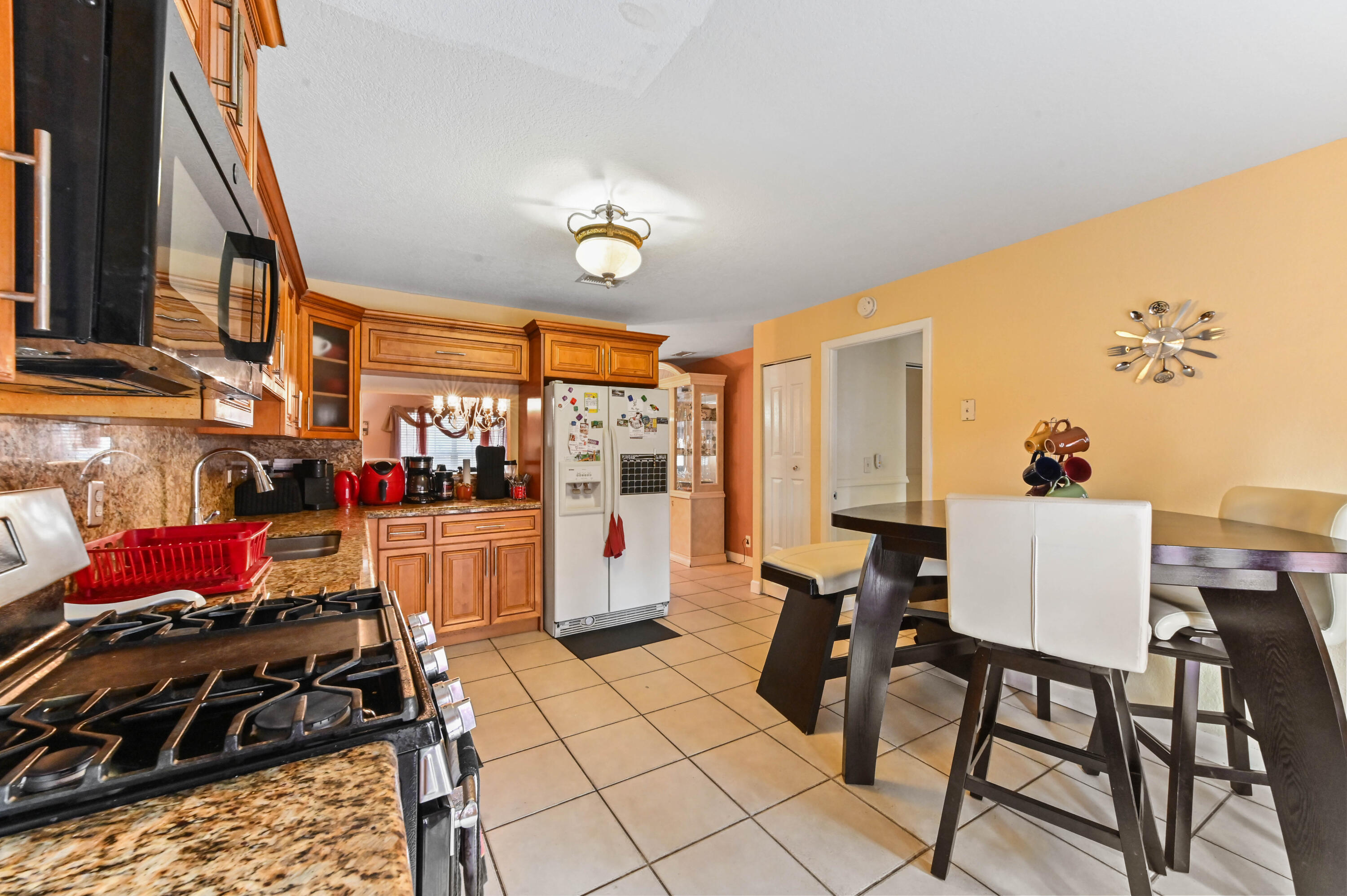 BRENTWOOD LAKES - Residential