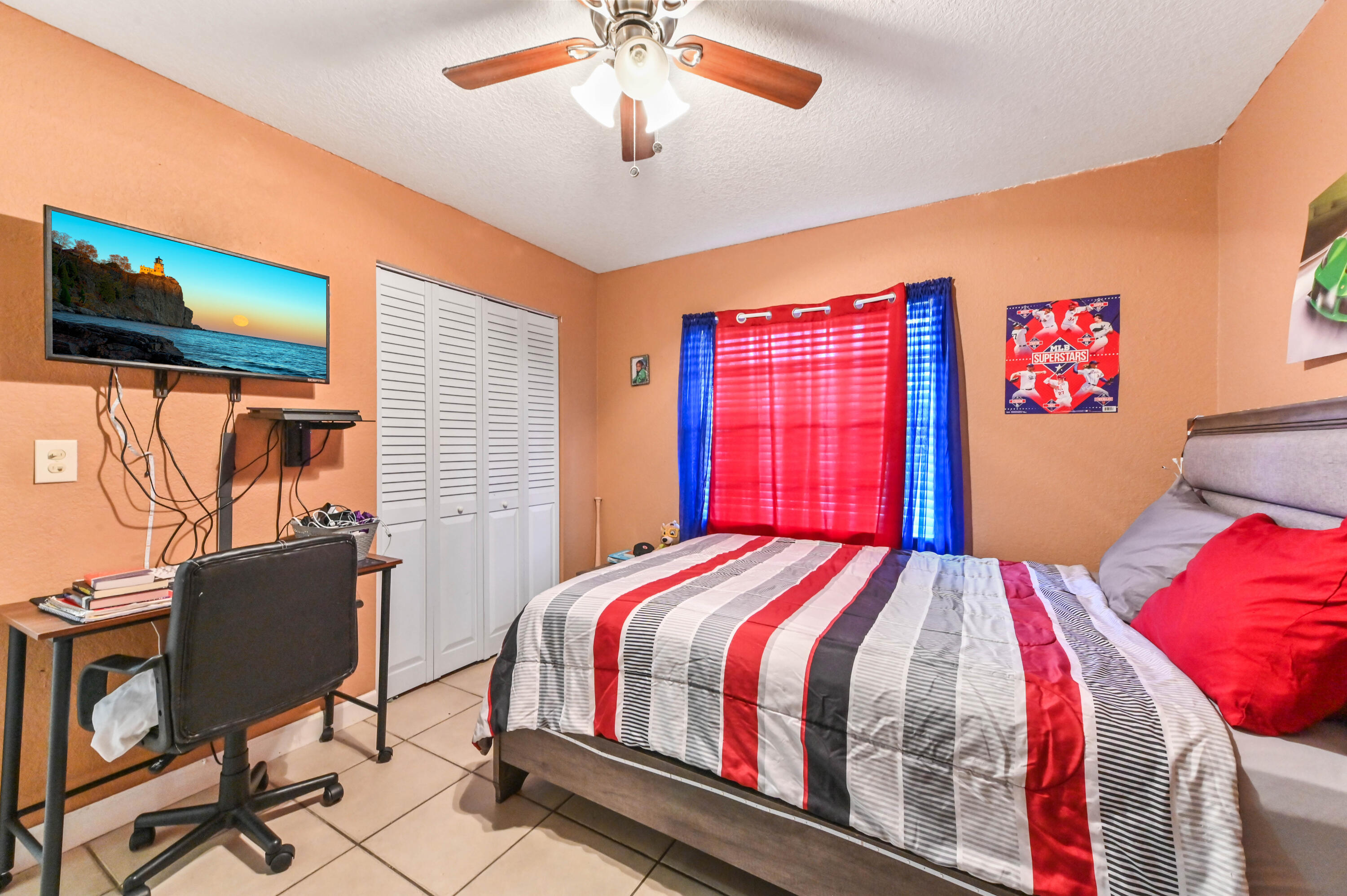 BRENTWOOD LAKES - Residential