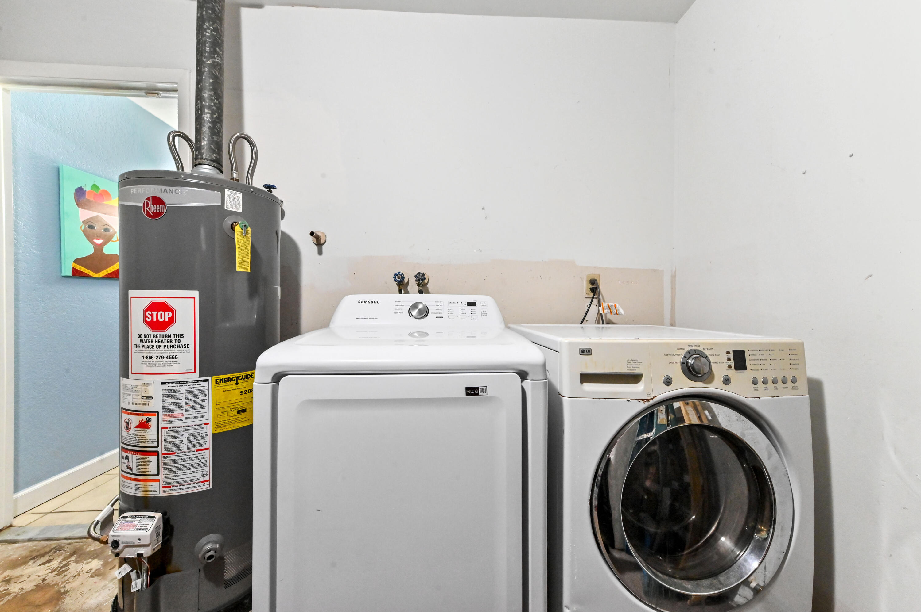 BRENTWOOD LAKES - Residential