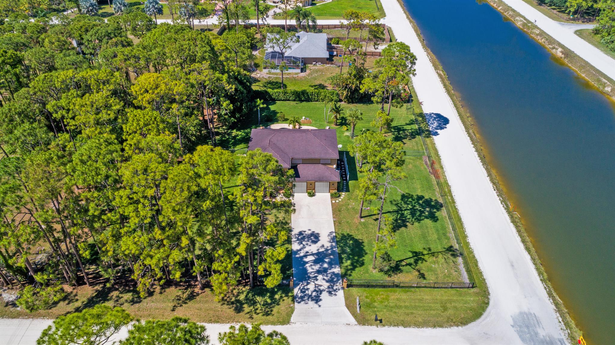 The Acreage - Residential