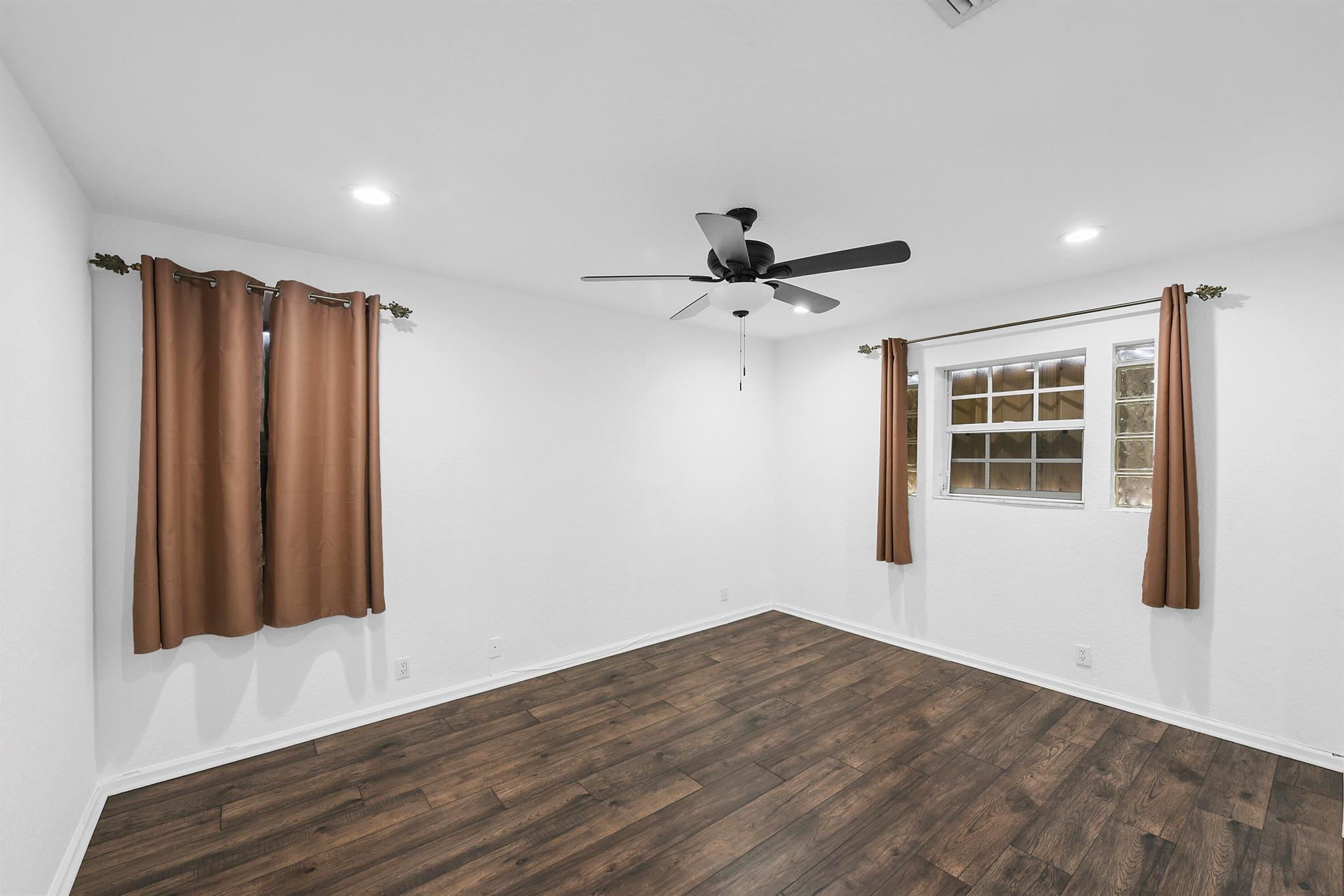 The Acreage - Residential