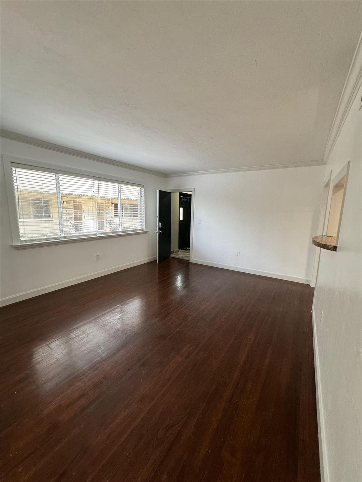 115 Antiquera Ave