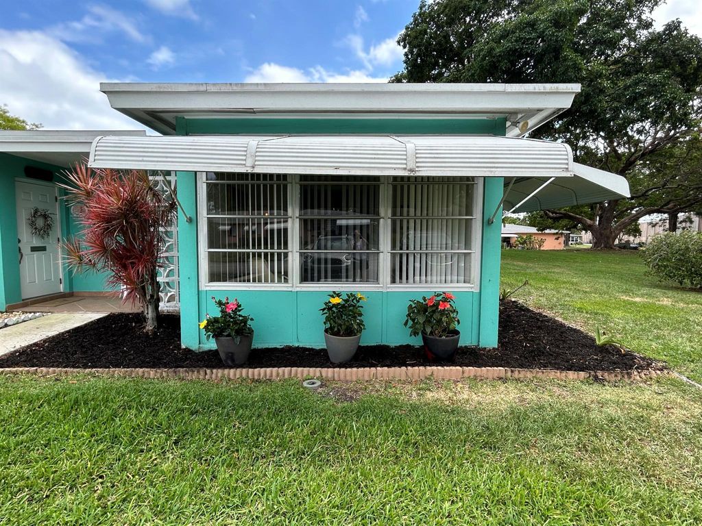 Photo of 270 South Boulevard #D, Boynton Beach, FL 33435 (MLS # R11051093)