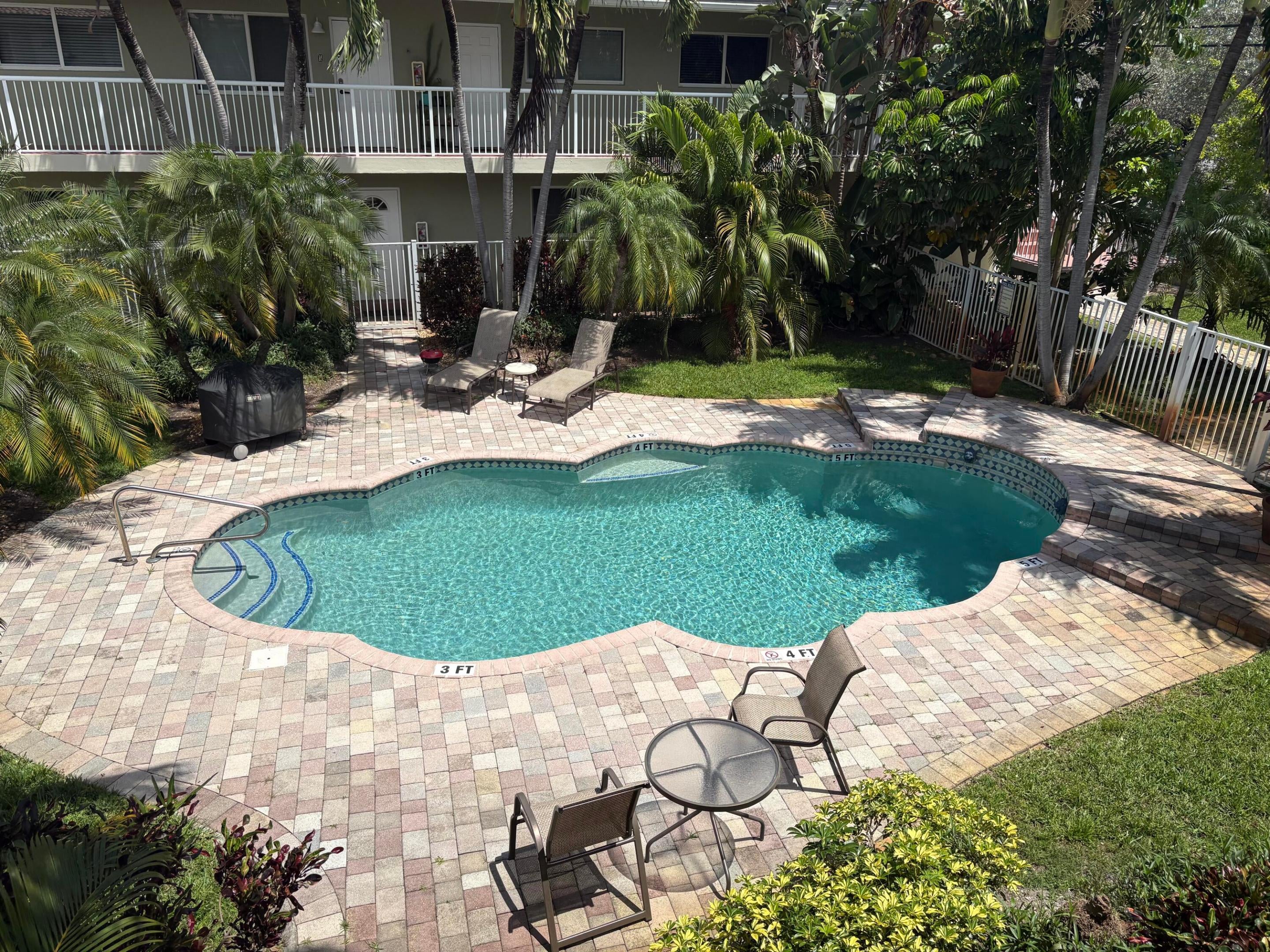 1424 Holly Heights Drive 1
