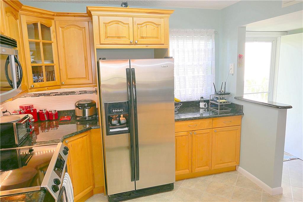 VILLAGE ROYALE GREENBROOK - Residential