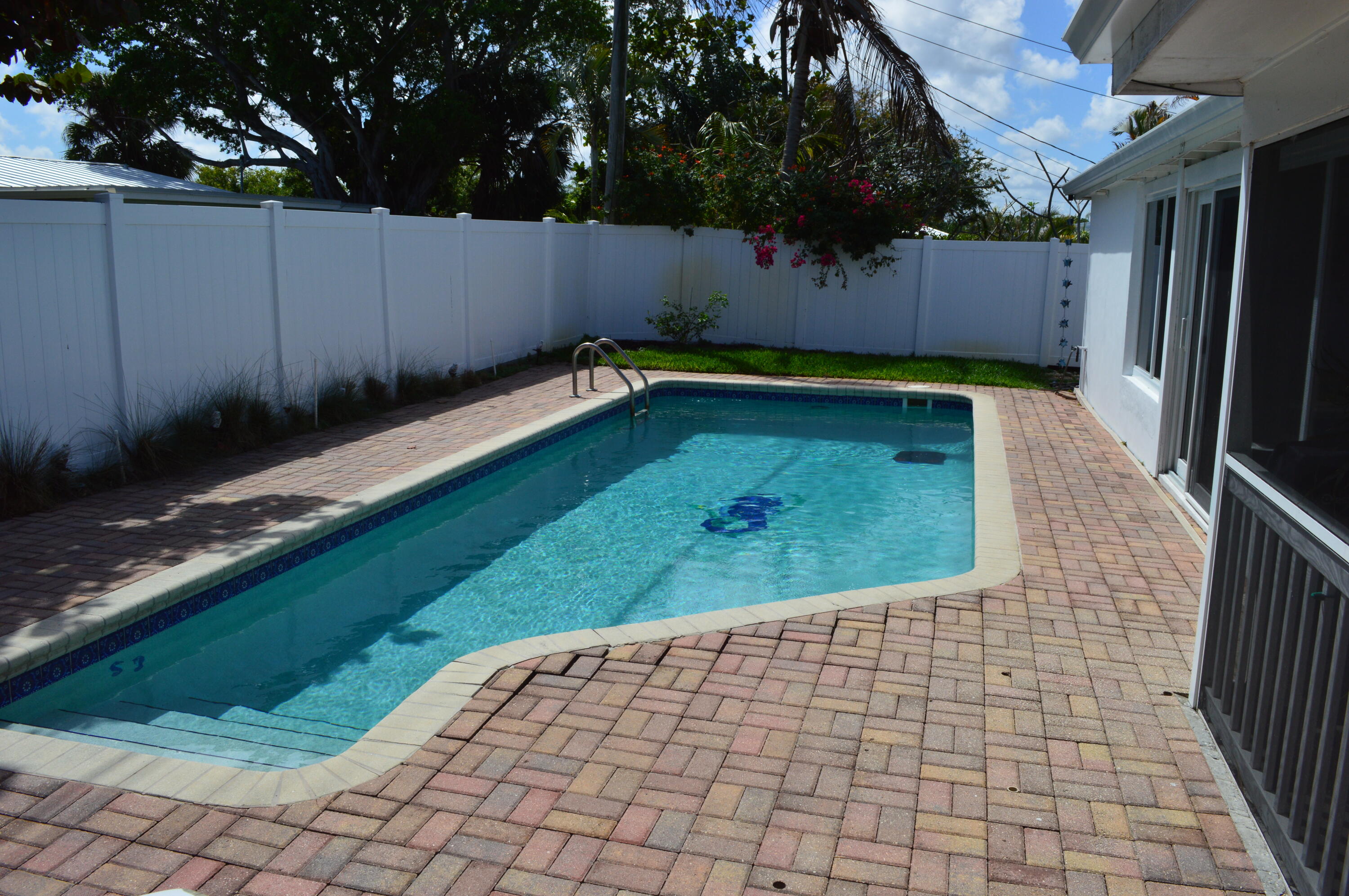 NORTH PALM BEACH VILLAGE OF 1 - Residential