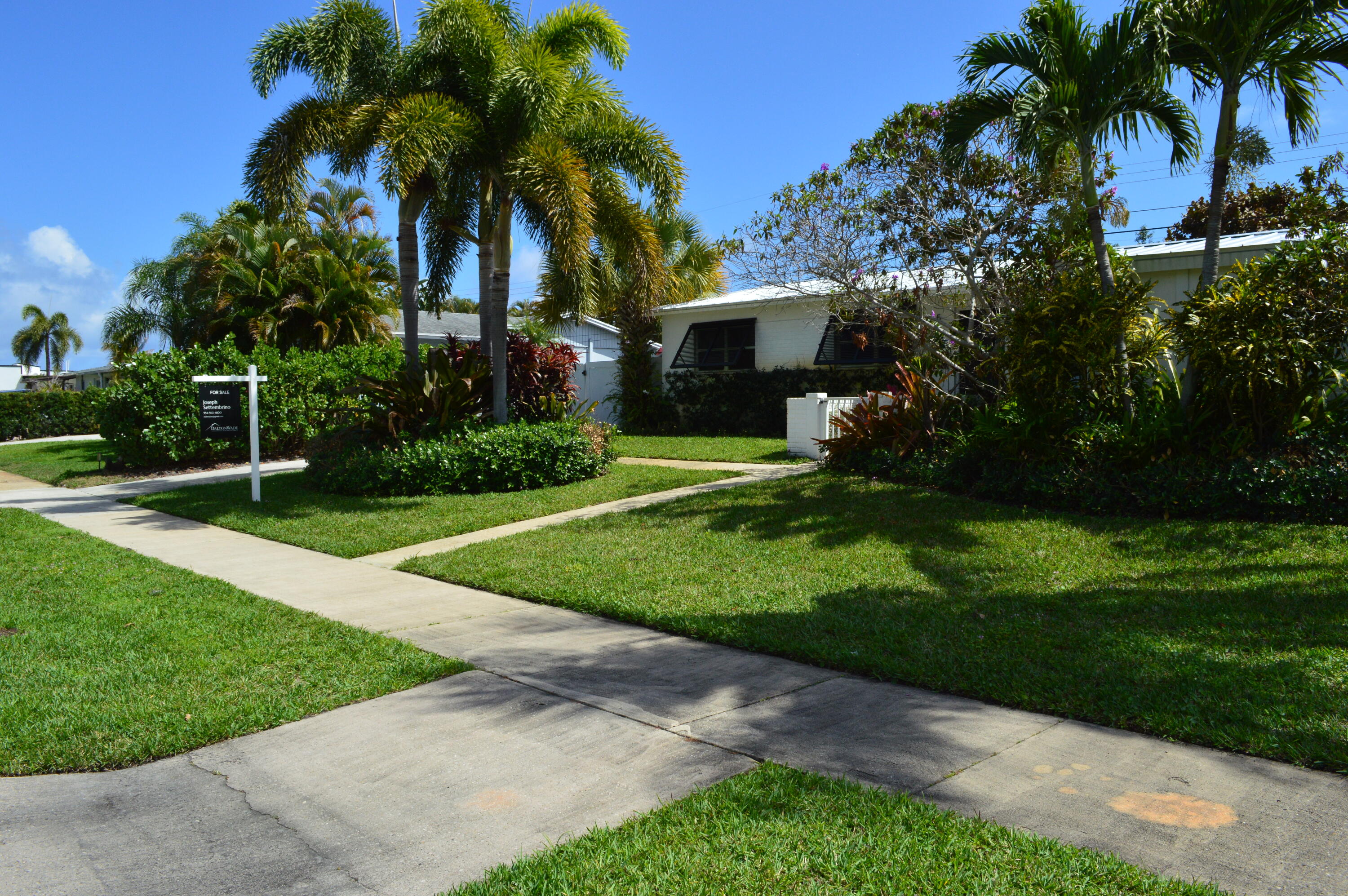 NORTH PALM BEACH VILLAGE OF 1 - Residential