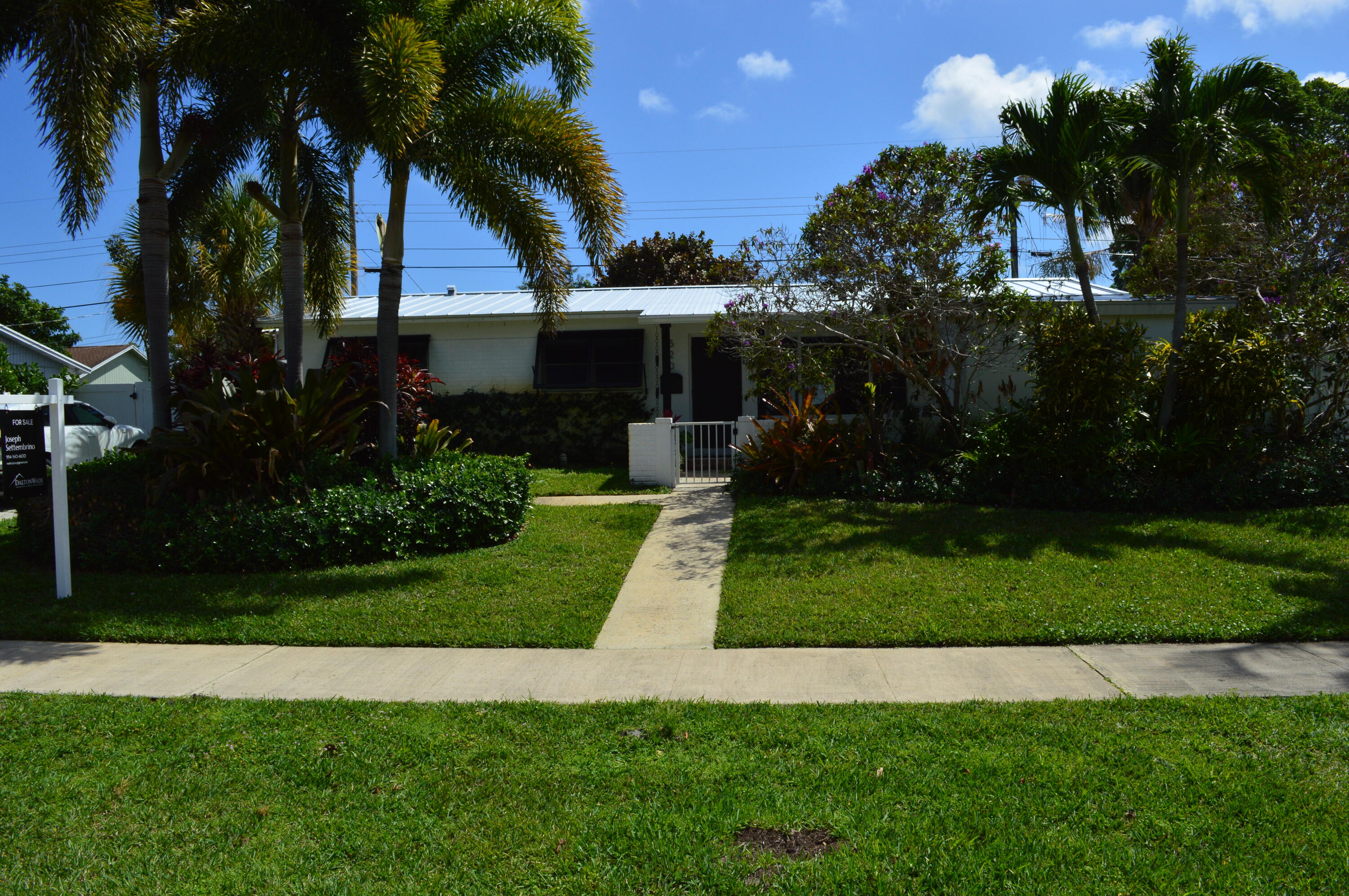 NORTH PALM BEACH VILLAGE OF 1 - Residential