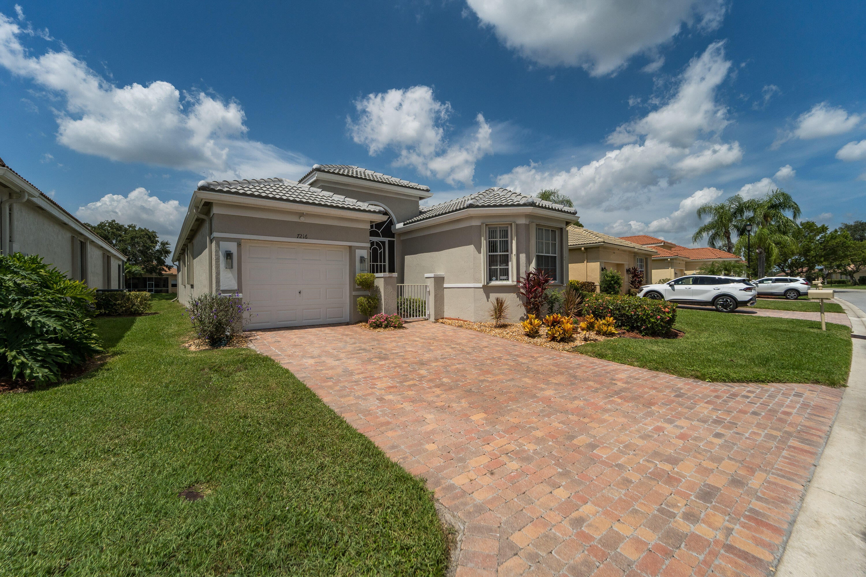 7216 Cataluna Circle